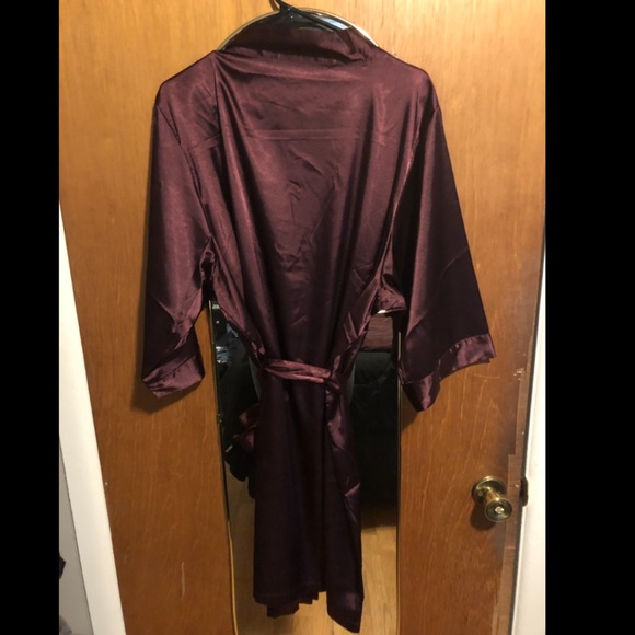 Bridesmaids Robe - Picture 2 of 4